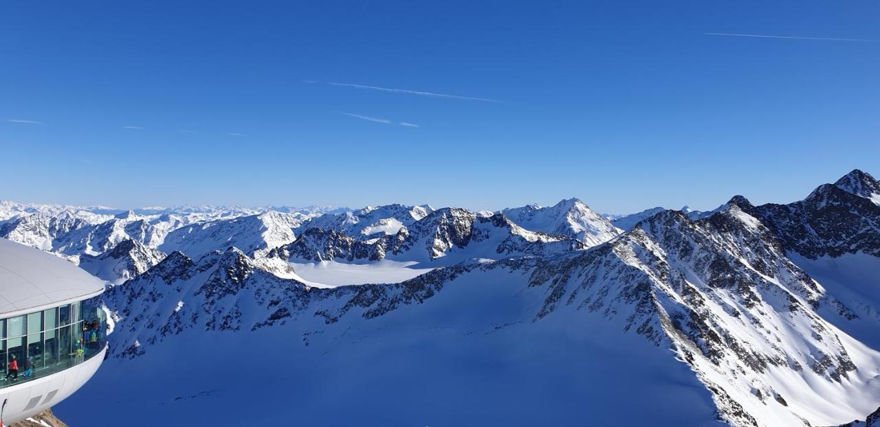Haus Bergheimat Lägenhet Sankt Leonhard im Pitztal Exteriör bild