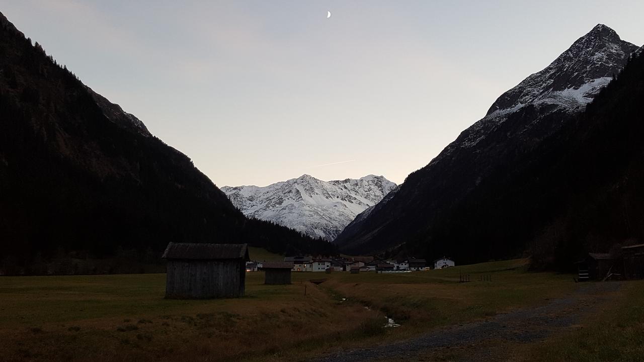 Haus Bergheimat Lägenhet Sankt Leonhard im Pitztal Exteriör bild