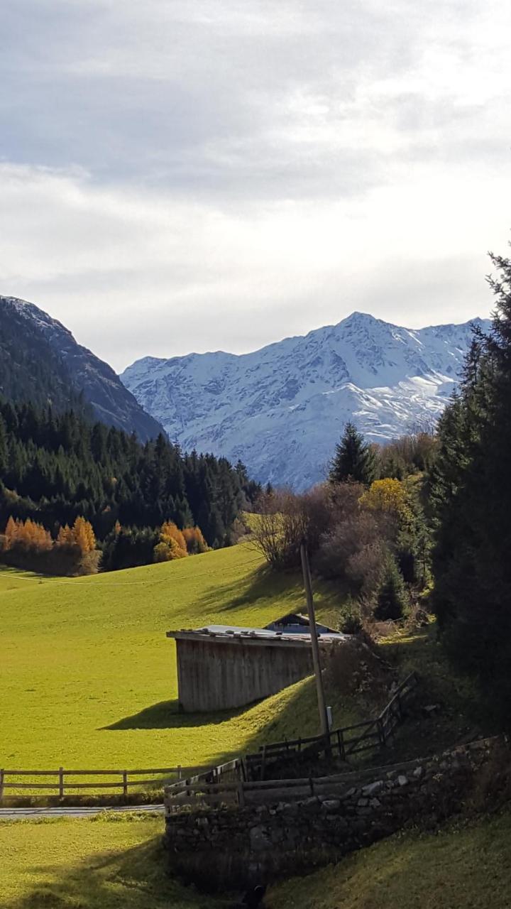 Haus Bergheimat Lägenhet Sankt Leonhard im Pitztal Exteriör bild